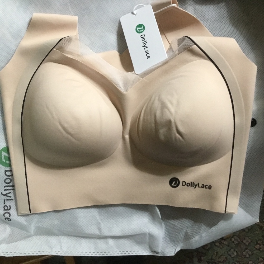 NWT Dolly Lace Bra